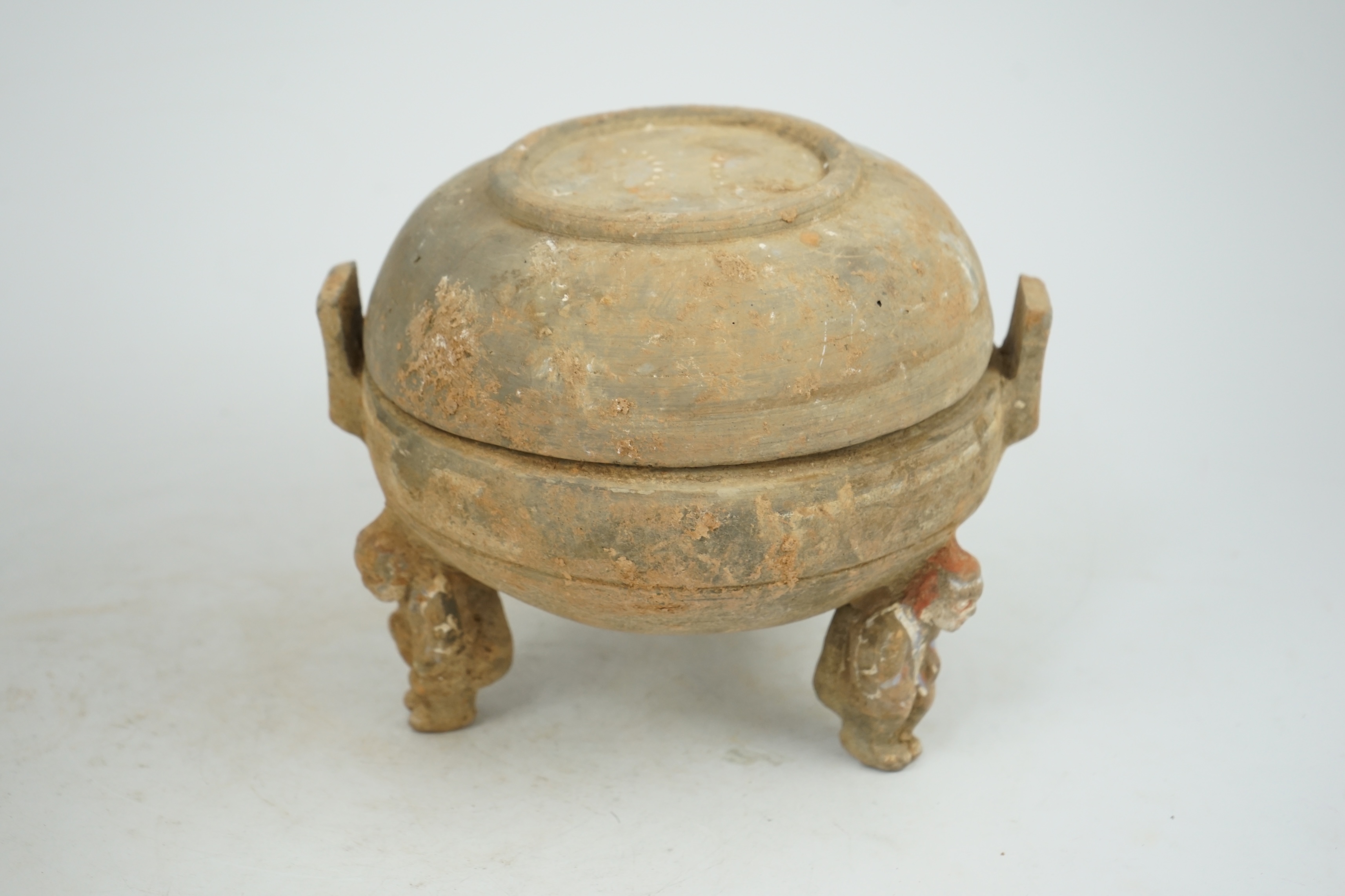 A very rare Chinese painted pottery ding, Western Han Dynasty (206 BC-AD 8)